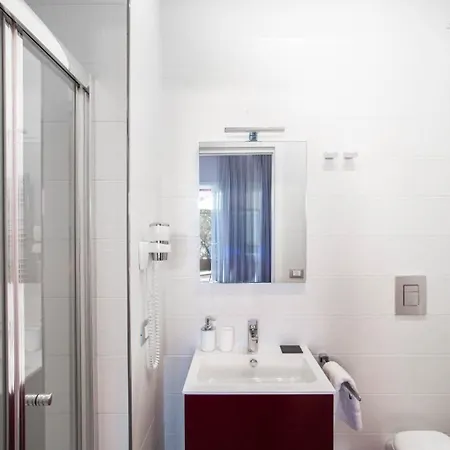 Guest house Little Rock